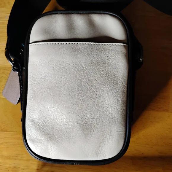 Coach Terrain Colorblock Cream And Black Leather Crossbody